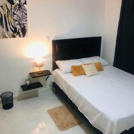 מדיין Habitacion Privada Hostel 790 מראה חיצוני תמונה