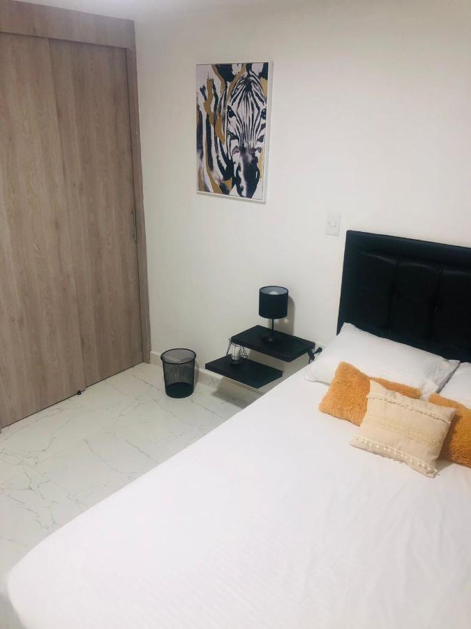 מדיין Habitacion Privada Hostel 790 מראה חיצוני תמונה